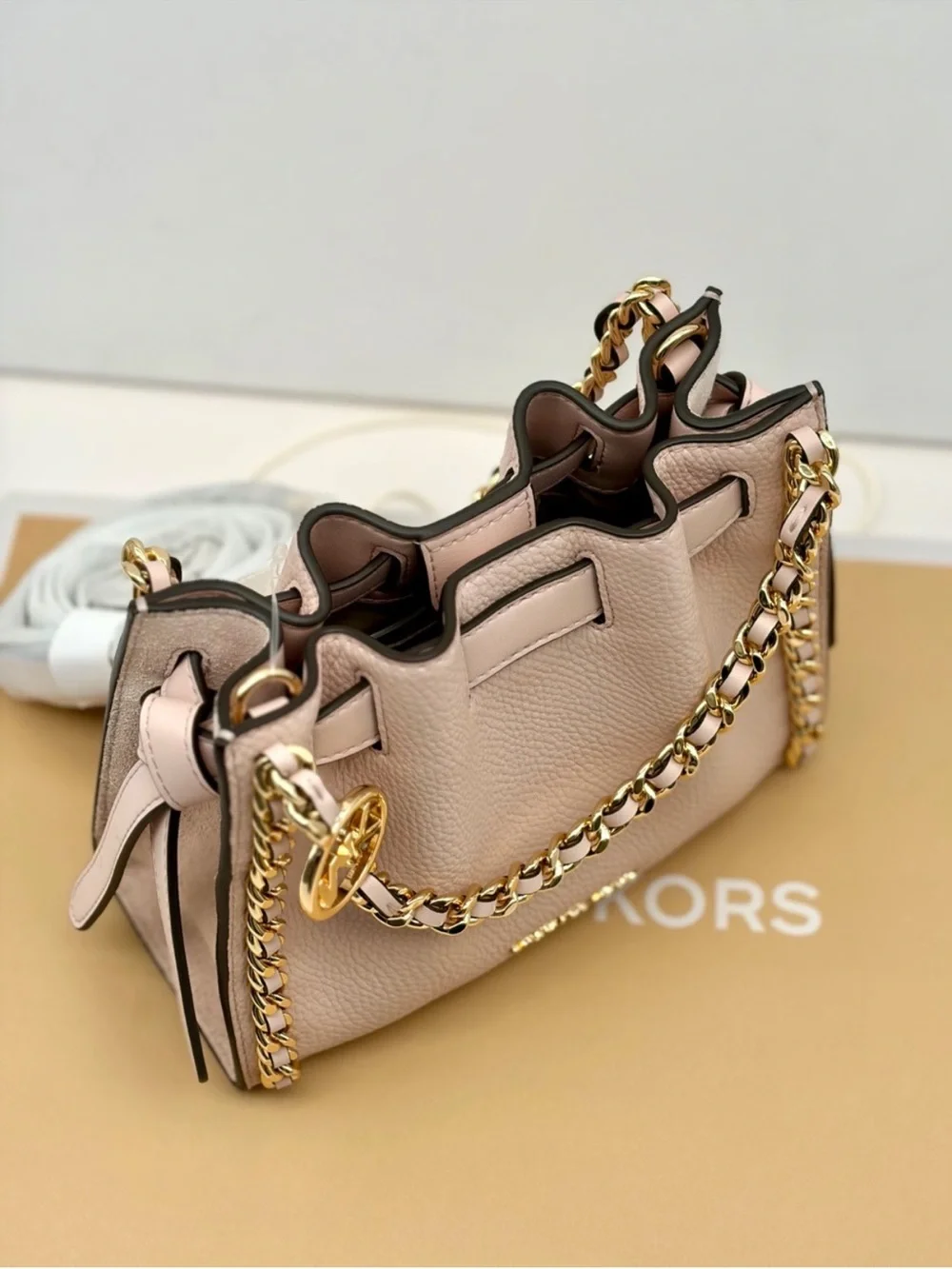 MICHAEL KORS Mina Small Chain Crossbody Bag Powder Blush